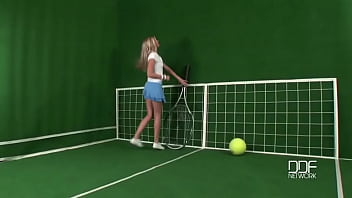 Ace with a jumbo racket