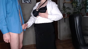 Hot milf gets fucked in standing doggy style and cums in condom