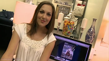 Kiera i can take a gigantic cock