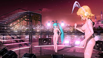 Hatsune miku rin y luka desnudas cómo conejas