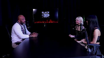 Foi testar fazer anal com vibrador a mãe não deixava trabalhar saiu de casa e não aguentava seu antigo trabalho nath wolowski & waifus juice watch sheer red