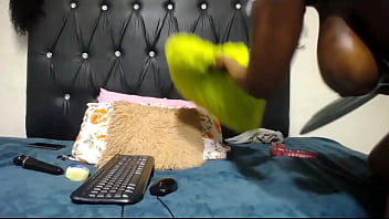 Petite teen stepsis booty riding squirts ebony boobs