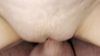 Antes de dormir ela quer porra na buceta