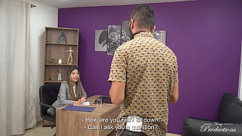 Psychiatrist has a very particular consultation but he will do everything in his power to help his patient