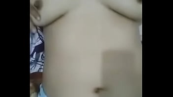 Aurora desnudándose