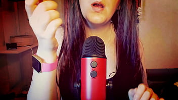 Sensual mouth sounds for beautiful italian milf