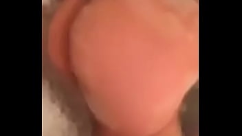 Teen booty shaking in bath