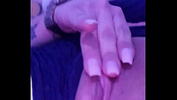 Me toco mientras veo porno