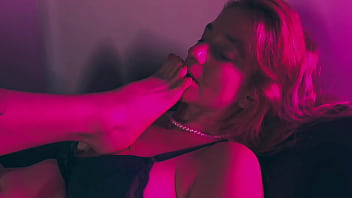 Love her armpits and foot marilou and miss jesus