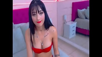 Nonton Bend Over And Present Her Perfect Ass While Sliding The Panties Down thumbnail