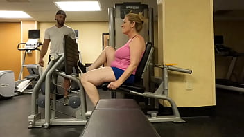 Hot big ass natural tits mature milf danni jones gets her body and pussy stretched by her big dick latin fitness coach