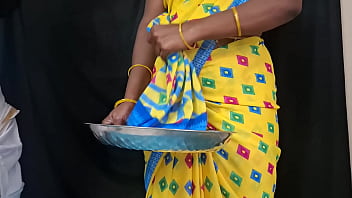 Nonton Hot Tamil Wife Fucks Elder Sister Husband thumbnail