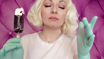 2 layers of colorful nitrile medical gloves arya grander