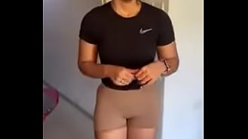 Cachonda recibe de leche adentro