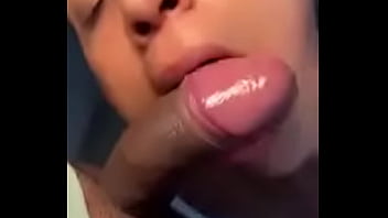 Cachonda recibe de leche adentro