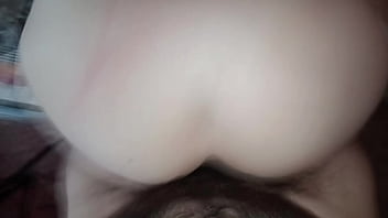 En mi cama follandome a mi hermanastro argentinos super calientes tetona y culona