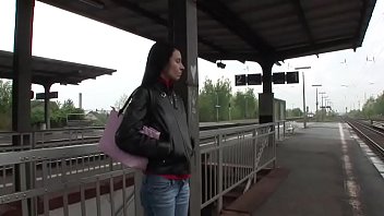 Angelabert und gleich gefickt