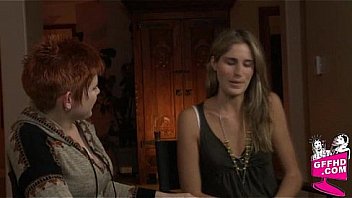 Sensual lesbains 0902