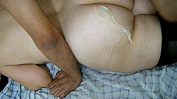 Bañando de semen a mi esposa