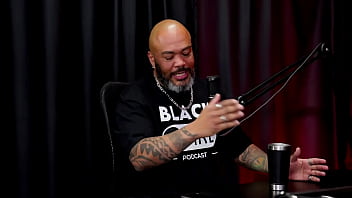 Sempre escutou falar do sadomasoquismo teve sua primeira experiência com podolatria contou como se conheceram e a relação funciona madame agatha e jeff negão rei das entrevistas