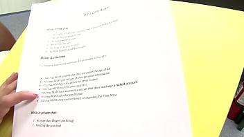 Miley ann gets her pussy fucked live in a chat room