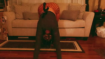 Brianna marie doing yoga on twitch