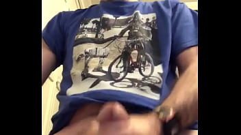 I love to masterbate