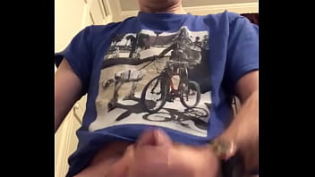 I love to masterbate