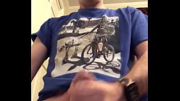 I love to masterbate