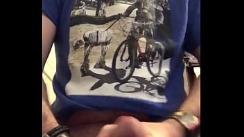 I love to masterbate