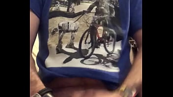 I love to masterbate