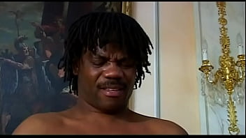 The hostess enjoys 2 bbc