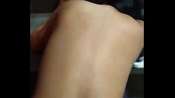 Muy cahondos que terminamos en el motel grabandonos con el celular