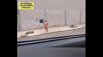 Exibicionismo hard eu esposa bem cadelinha andando toda nua pelas ruas pra me expor