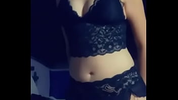 Me encanta moverme al rito de la música y ponerte caliente