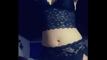 Me encanta moverme al rito de la música y ponerte caliente