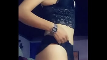 Me encanta moverme al rito de la música y ponerte caliente