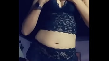 Me encanta moverme al rito de la música y ponerte caliente