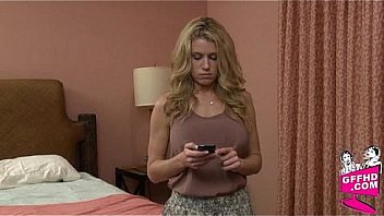 Sensual lesbains 1599