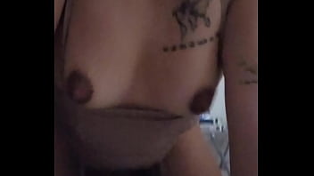 Asian gf loves spreading her pussy