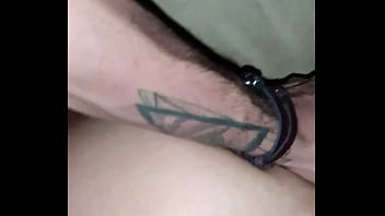 Esperma quente espirrando no corpo