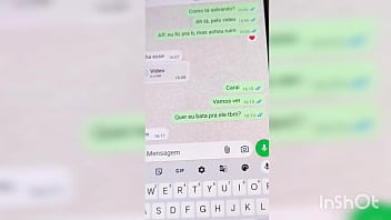 Provoquei com vídeo quente meu meio irmao e vi ele tocando uma punheta pra mim sou muito safada ainda vou dar pra ele