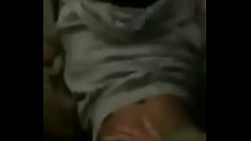 Dandome pinga en la postura del perro