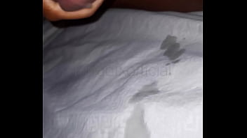 Dotado gozando gostoso na punheta kingofxofficial