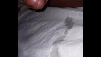 Dotado gozando gostoso na punheta kingofxofficial