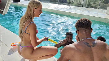 Bts bbc gangbang chloe chevalier parte 1