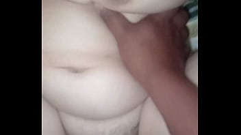 Me follo a mi hermanastra antes que llegue su marido