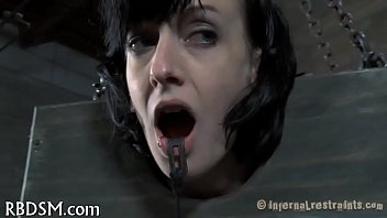 Slave sadomasochism