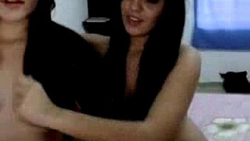 Smoking hot lesbians likes to fuck webcam