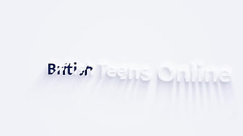 Ellie gives nurse greene a special thank you